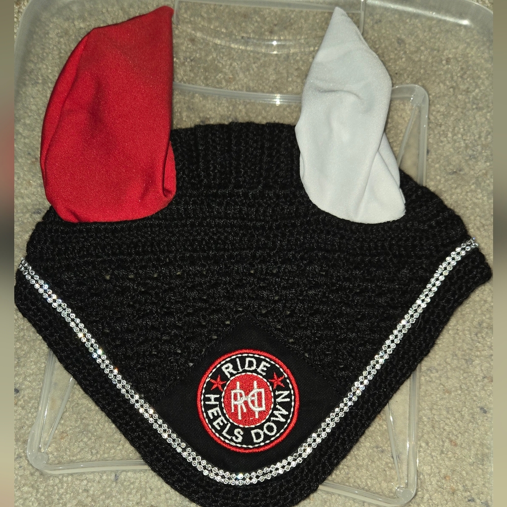Red & Black Horse Fly Bonnet